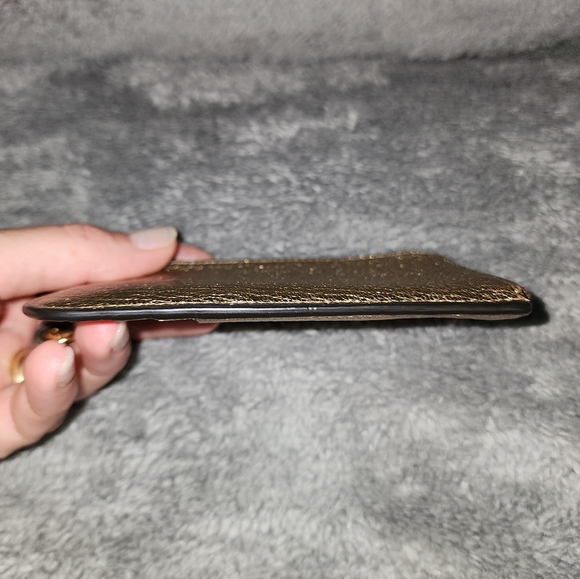 Chloé zip around card case EUC - Picture 5 of 7
